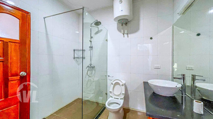 Renovated 5 bedrooms corner house to lease in Tay Ho