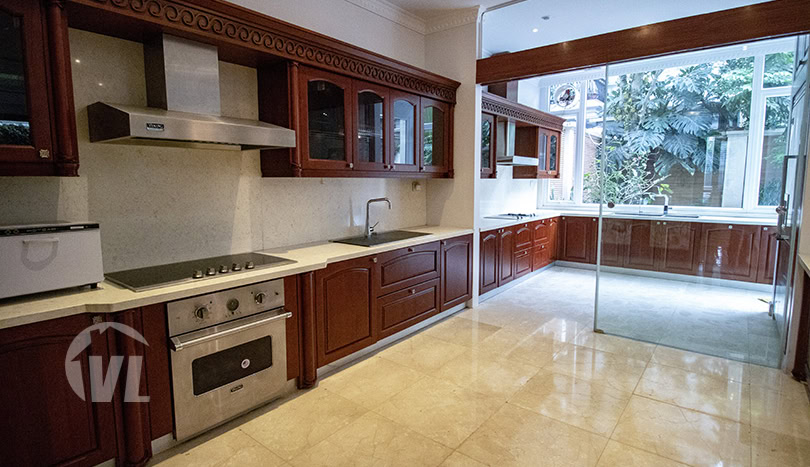 Ambassador villa in Ciputra to rent with large outdoor space