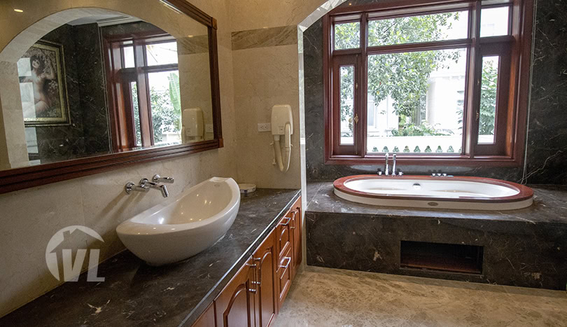 Ambassador villa in Ciputra to rent with large outdoor space