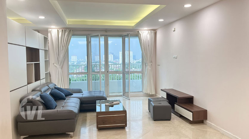 Large 3 bedroom apartment in P Ciputra