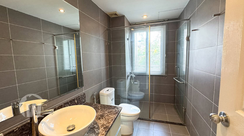 Modern Furnished 5-Bedroom Villa for Rent in Tay Ho