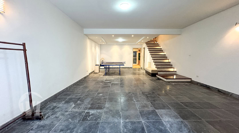 Modern Furnished 5-Bedroom Villa for Rent in Tay Ho