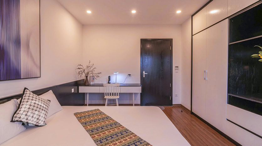 New rental 2 bed apartment facing the West Lake in Tay Ho