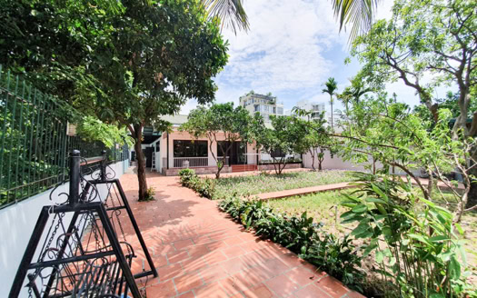 Rental 3 bedroom furnished house in Tay Ho with 500sq m garden