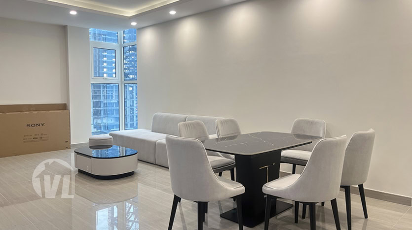 Modern 3 bedroom apartment in L4 Ciputra