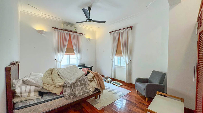 5 bedroom house with pool to rent in Tay Ho district