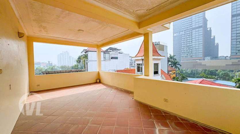 5 bedroom house with pool to rent in Tay Ho district