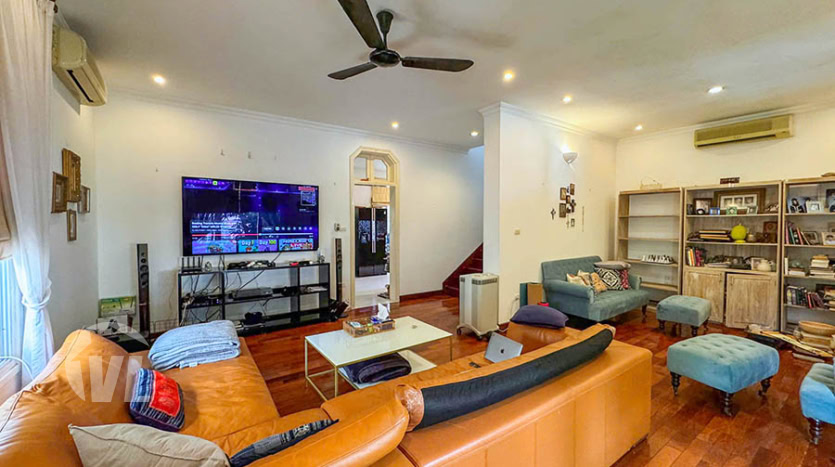 5 bedroom house with pool to rent in Tay Ho district