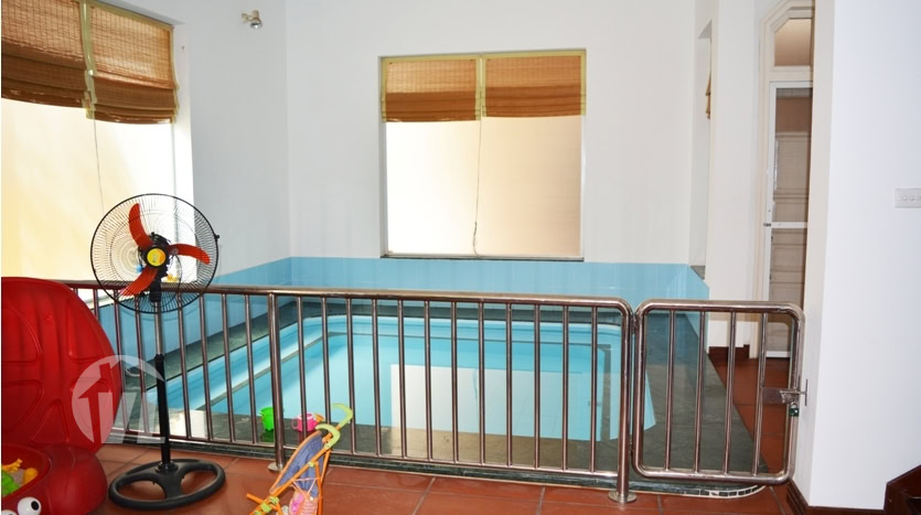 5 bedroom house with pool to rent in Tay Ho district