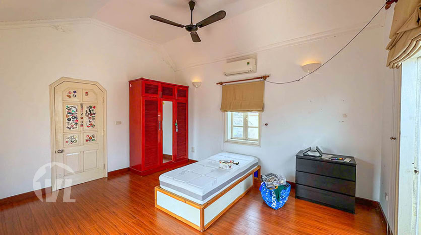 5 bedroom house with pool to rent in Tay Ho district