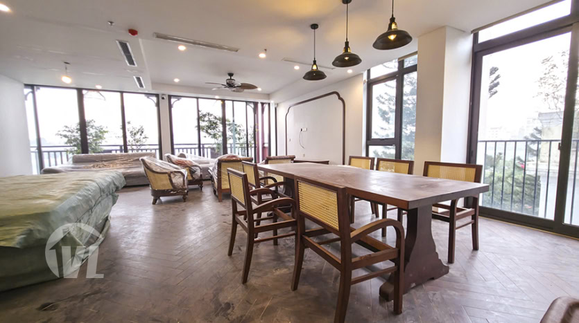 Brand new 4 bedroom apartment for rent facing the West Lake in Tay Ho