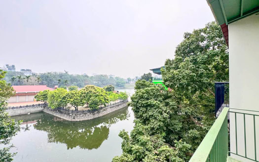 Brand new lake view 4 bedrooms house for rent in Tay Ho