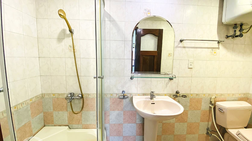 6 beds rental furnished house in Tay Ho near the West Lake