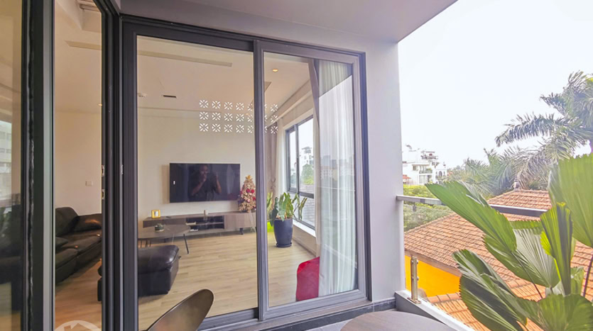 Cozy 3 bedroom rental apartment in Tay Ho neighborhood