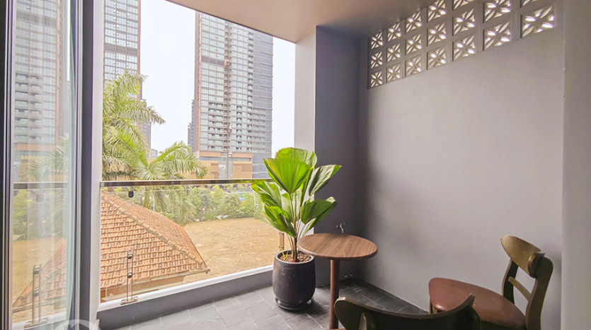 Cozy 3 bedroom rental apartment in Tay Ho neighborhood