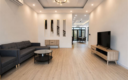 Modern 5 bedrooms villa near UNIS for rent