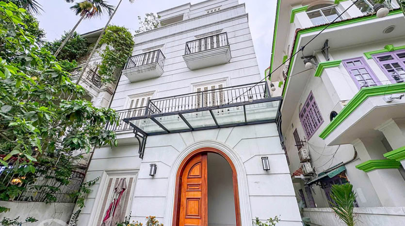Elegant 5-Bedroom French Colonial Villa for Rent in Tay Ho