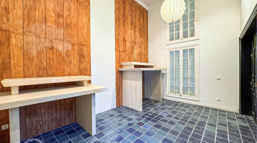 Elegant 5-Bedroom French Colonial Villa for Rent in Tay Ho