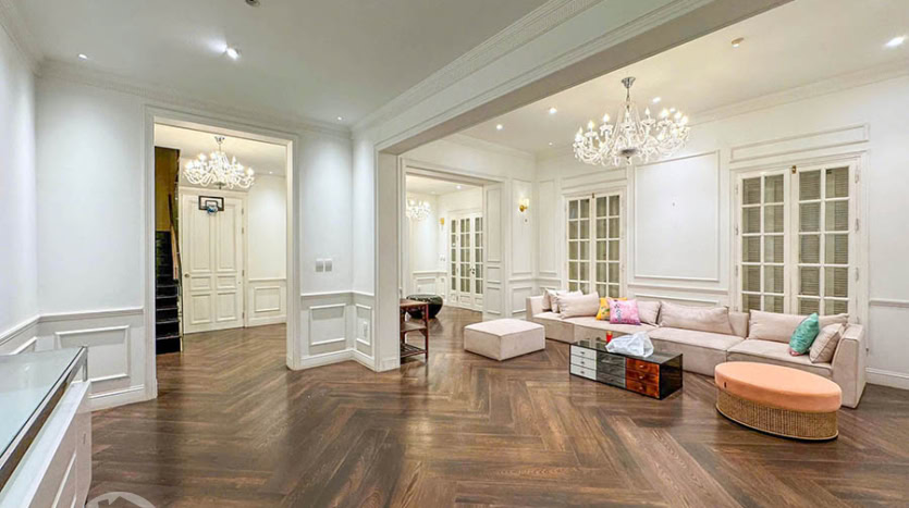 Elegant 5-Bedroom French Colonial Villa for Rent in Tay Ho