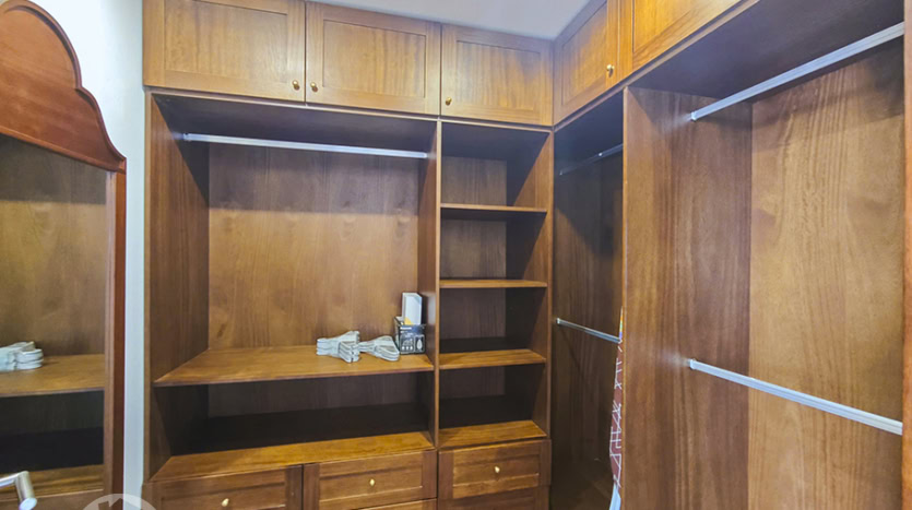 Luxury 250 m² Apartment for Rent Direct West Lake Views Hanoi
