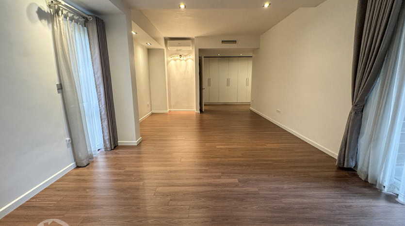 Modern 4-Bedroom Family Home for Rent in Tay Ho