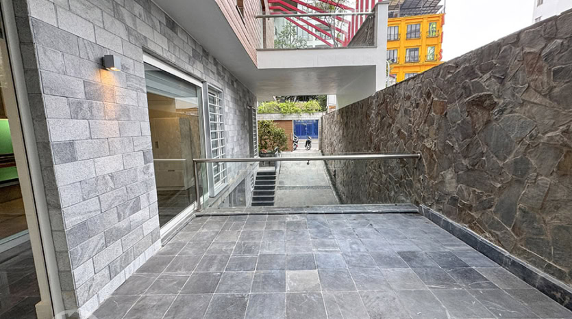 Modern 4-Bedroom Family Home for Rent in Tay Ho