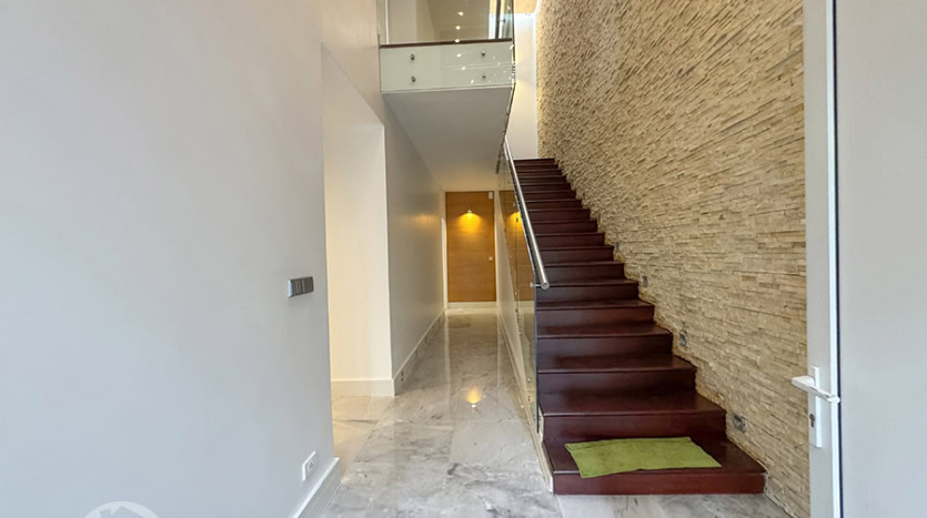 Modern 4-Bedroom Family Home for Rent in Tay Ho
