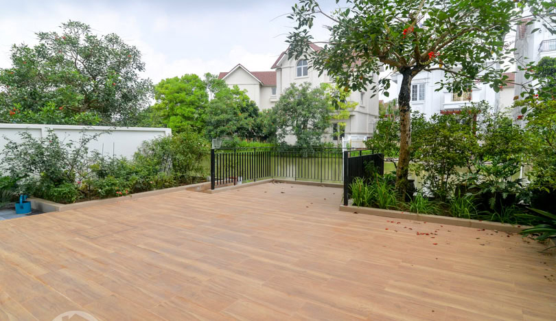 Partly Furnished House for Lease in Vinhomes Riverside
