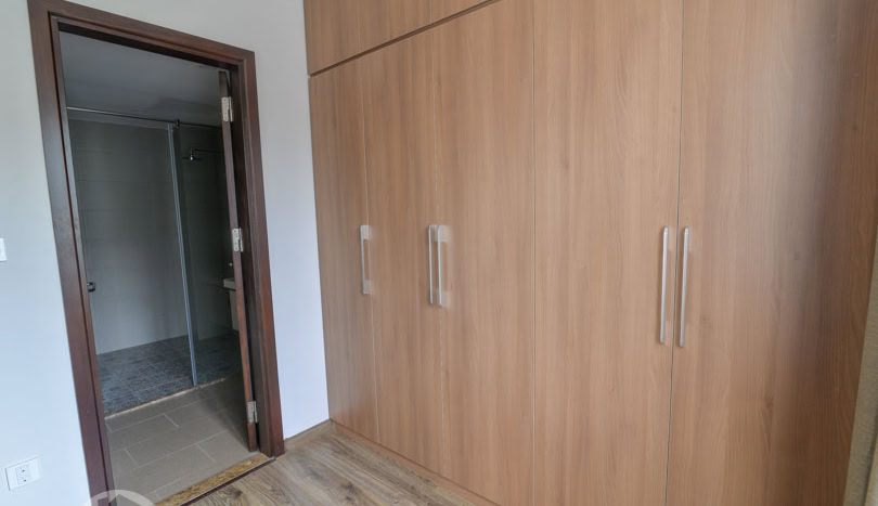 Partly Furnished House for Lease in Vinhomes Riverside