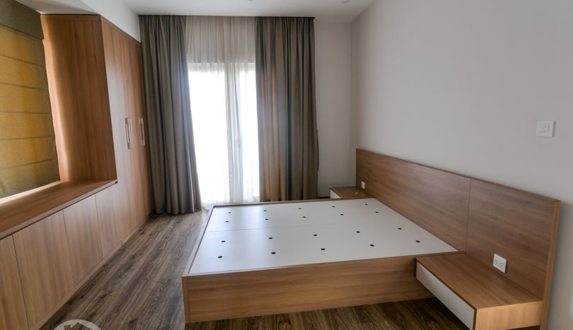 Partly Furnished House for Lease in Vinhomes Riverside