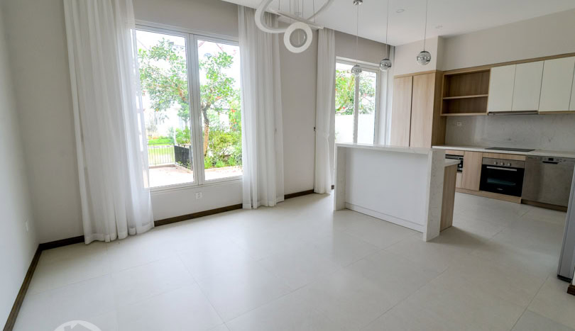Partly Furnished House for Lease in Vinhomes Riverside