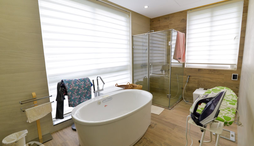 Villa with Private Garden for Rent in Vinhomes Riverside