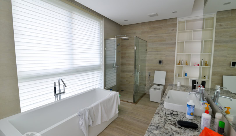 Villa with Private Garden for Rent in Vinhomes Riverside