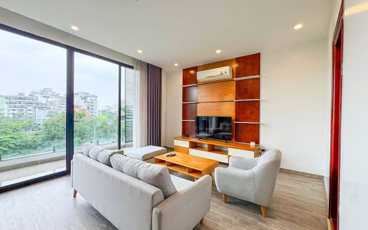 Lake view 2 bedrooms apartment on Tran Vu street
