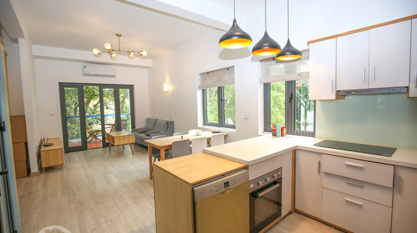 3 beds flat to rent close to LFAY in Long Bien