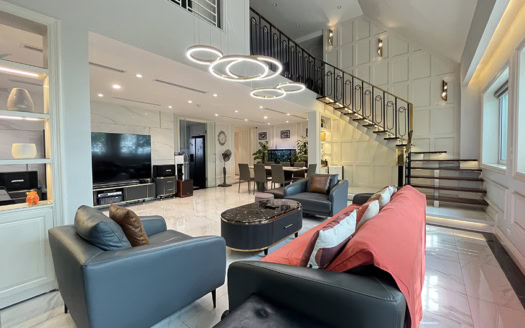 4 bedroom penthouse at E4 tower, Ciputra for rent