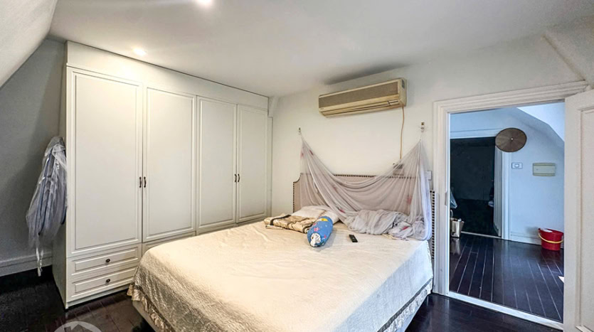 Elegant 5-Bedroom Furnished Villa for Rent in Ciputra T Block, Hanoi