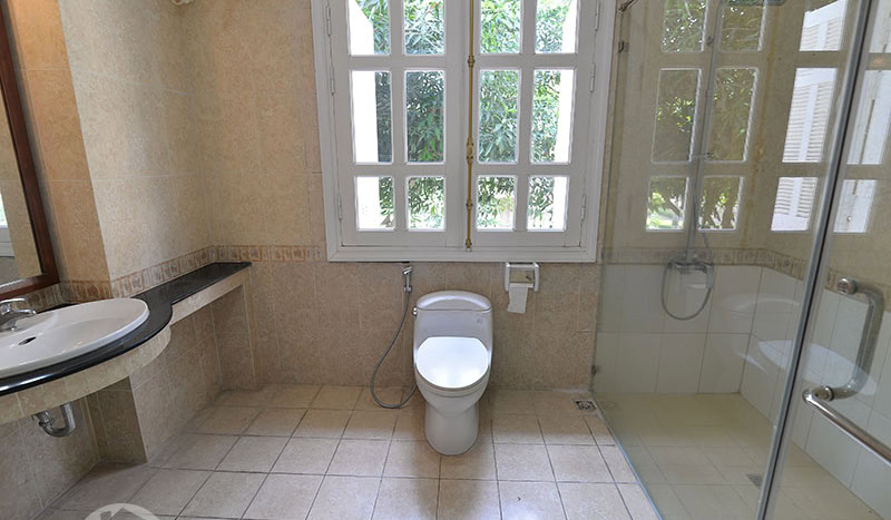 Large 5 bed villa with garden for rent in Ciputra