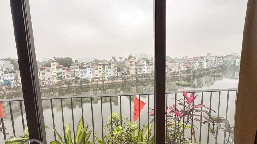Modern 3-Bedroom Lakefront House for Rent in Long Bien