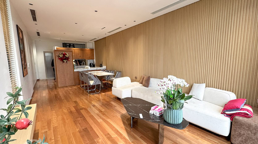 Modern 3-Bedroom Lakefront House for Rent in Long Bien