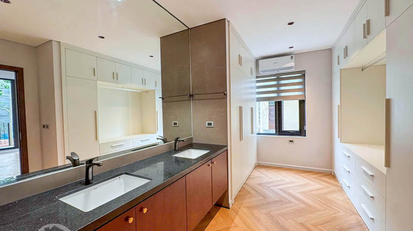 New 5-Bedroom Villa with Swimming Pool for Rent in Tay Ho