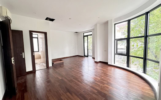 Renovated 5 bedroom villa for rent in Ciputra