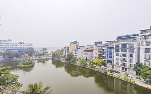 lake view, serviced apartment in Tay Ho for rent