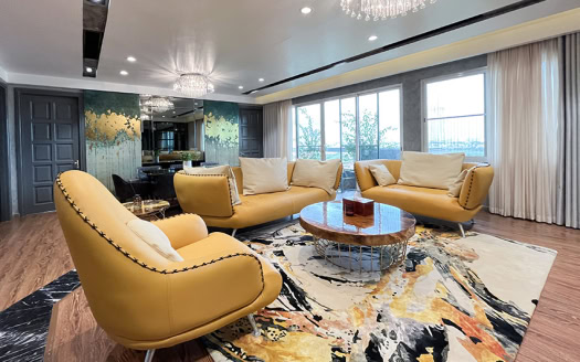 Charming and luxury 3 bedrooms apartment at E tower Ciputra