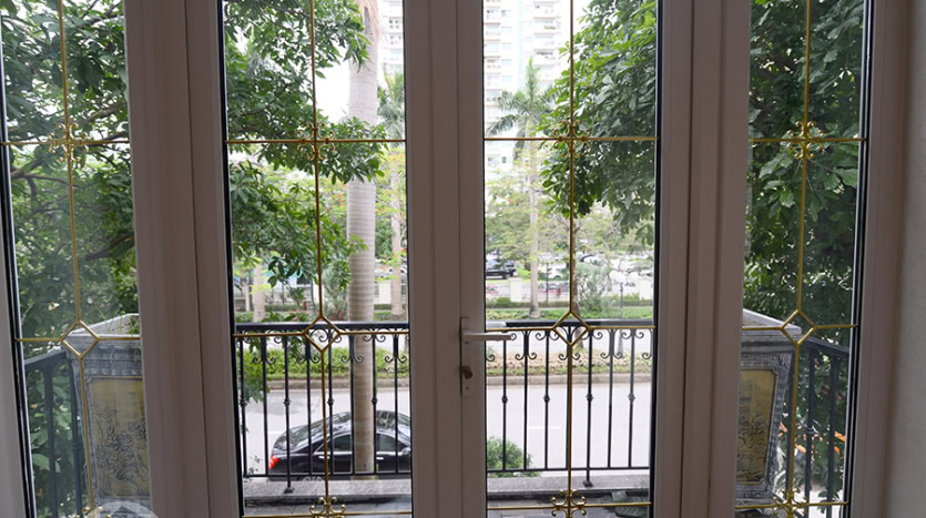 Furnished 5 beds house to let close to UNIS in Ciputra
