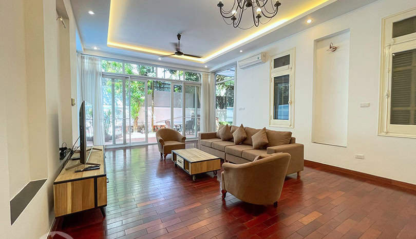 Furnished house for rent in Tay Ho with swimming pool and garden
