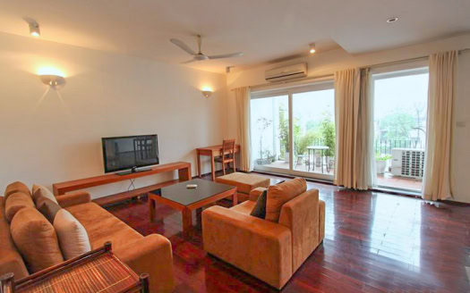 Spacious 2 bedroom apartment for rent in Lac Chinh