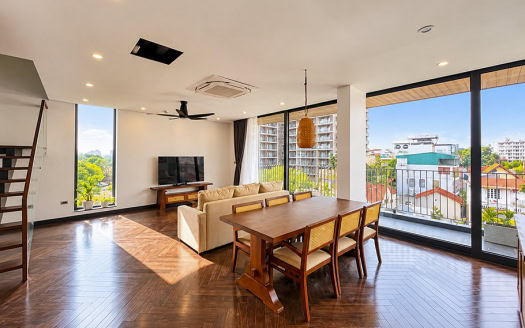 New 4 bedroom duplex to rent in Tay Ho district