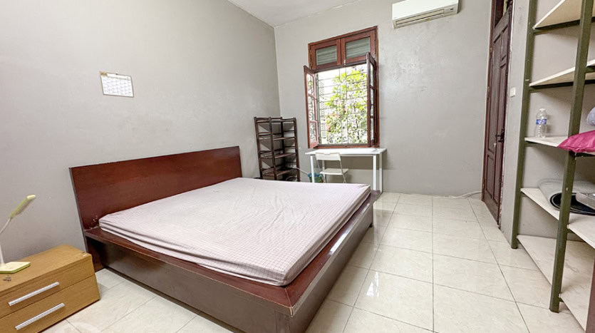 Furnished 5 bed house to rent with outdoor space in Bo De district