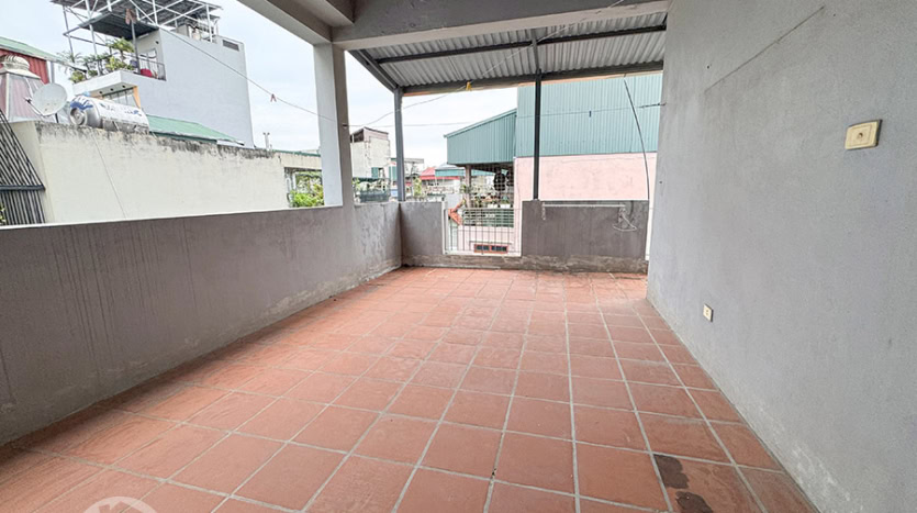 Furnished 5 bed house to rent with outdoor space in Bo De district